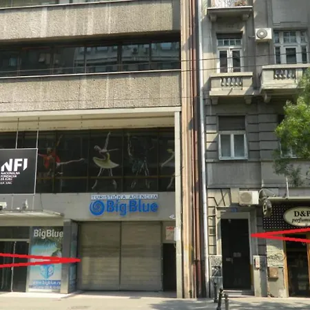 Apartment Abc Budget For 8 People, Republic Square *