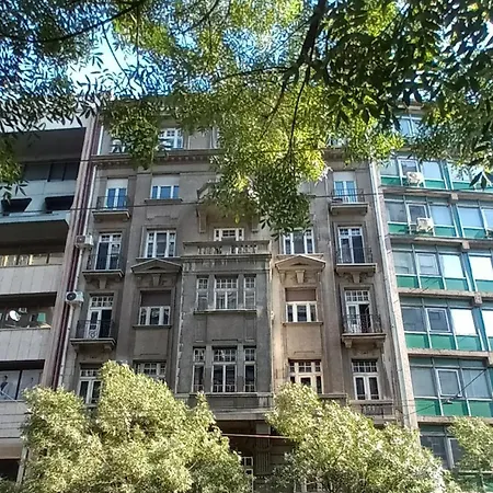 Abc Budget For 8 People, Republic Square Apartment